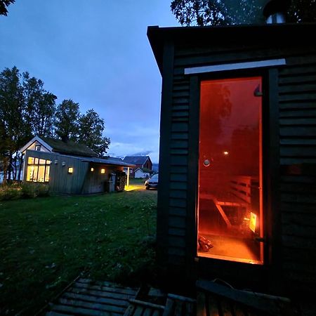 Gamtunet Lyngen Svensby ภายนอก รูปภาพ